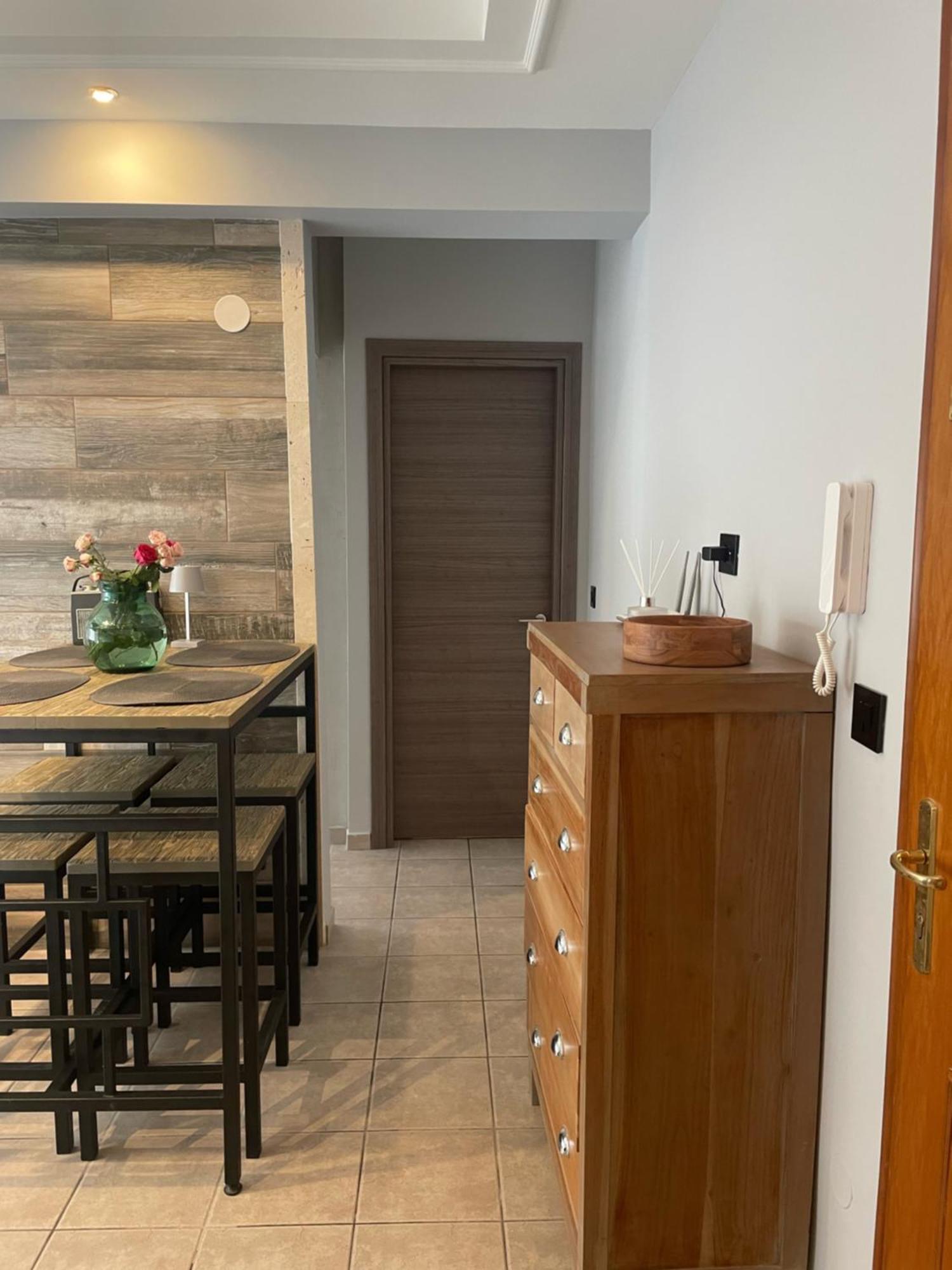 شقة Business Flat Stavroupoli سالونيك المظهر الخارجي الصورة